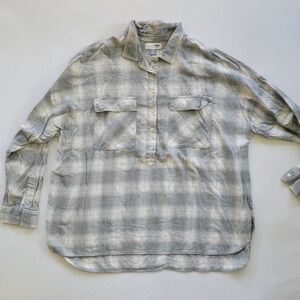 Old Navy Women's Light Gray Plaid Boyfriend Shirt